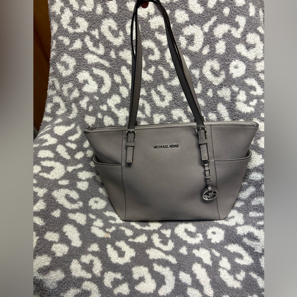 MICHAEL Michael Kors Jet Set East West Zip Tote